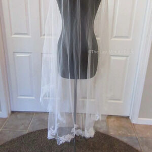 Justin Alexander Bridal Veil  / Nude Ivory - Style 88006